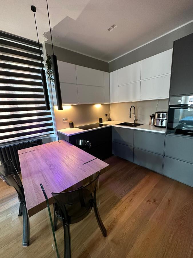 Lr Deluxe Apartments - Fondazione Prada - Metro M3 Milano Eksteriør billede