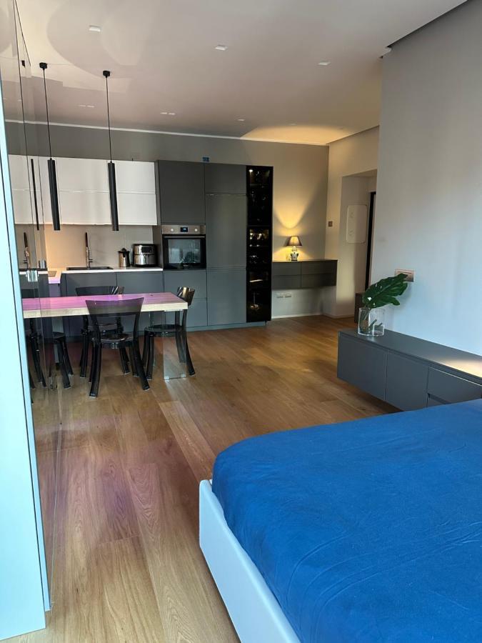 Lr Deluxe Apartments - Fondazione Prada - Metro M3 Milano Eksteriør billede